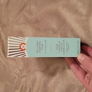 First Aid Beauty 10% Vitamin C Brightening Serum